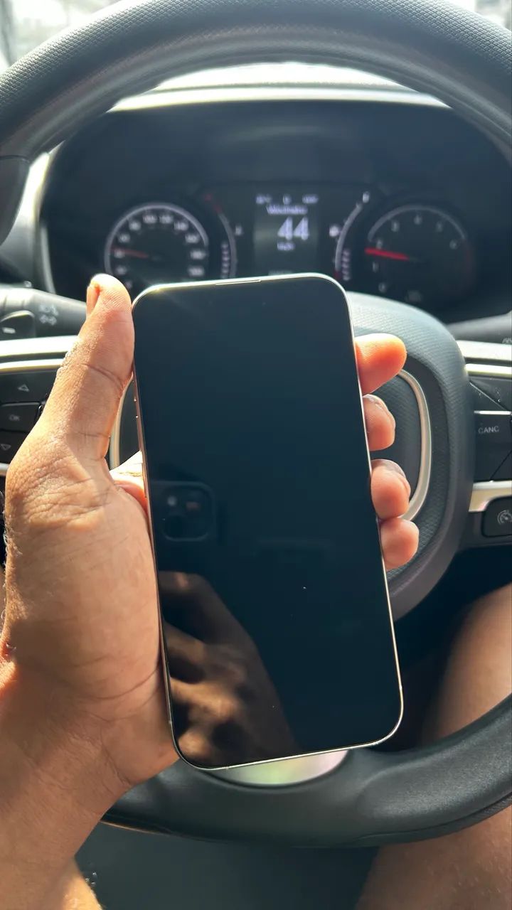 iPhone 15 Pro - Foto 4