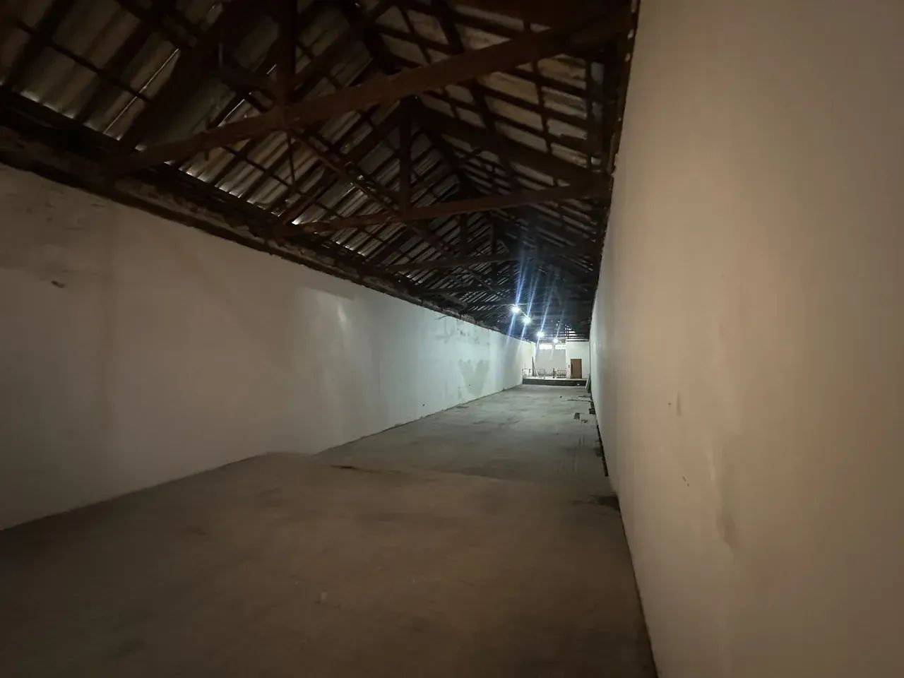 GALPÃO COMERCIAL PARA LOCAÇÃO NO CENTRO DE SANTOS - Foto 4