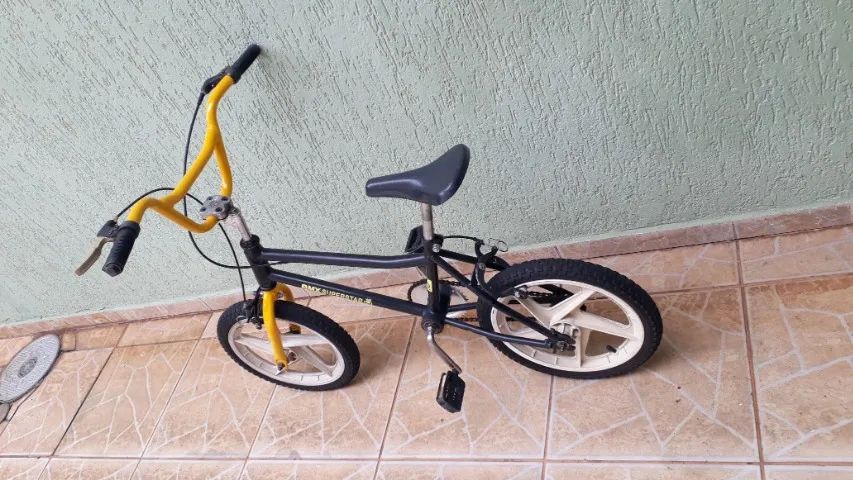BICICLETA ANTIGA MONARK BMX SUPERTAR