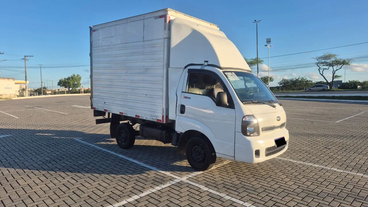 Kia bongo 2015