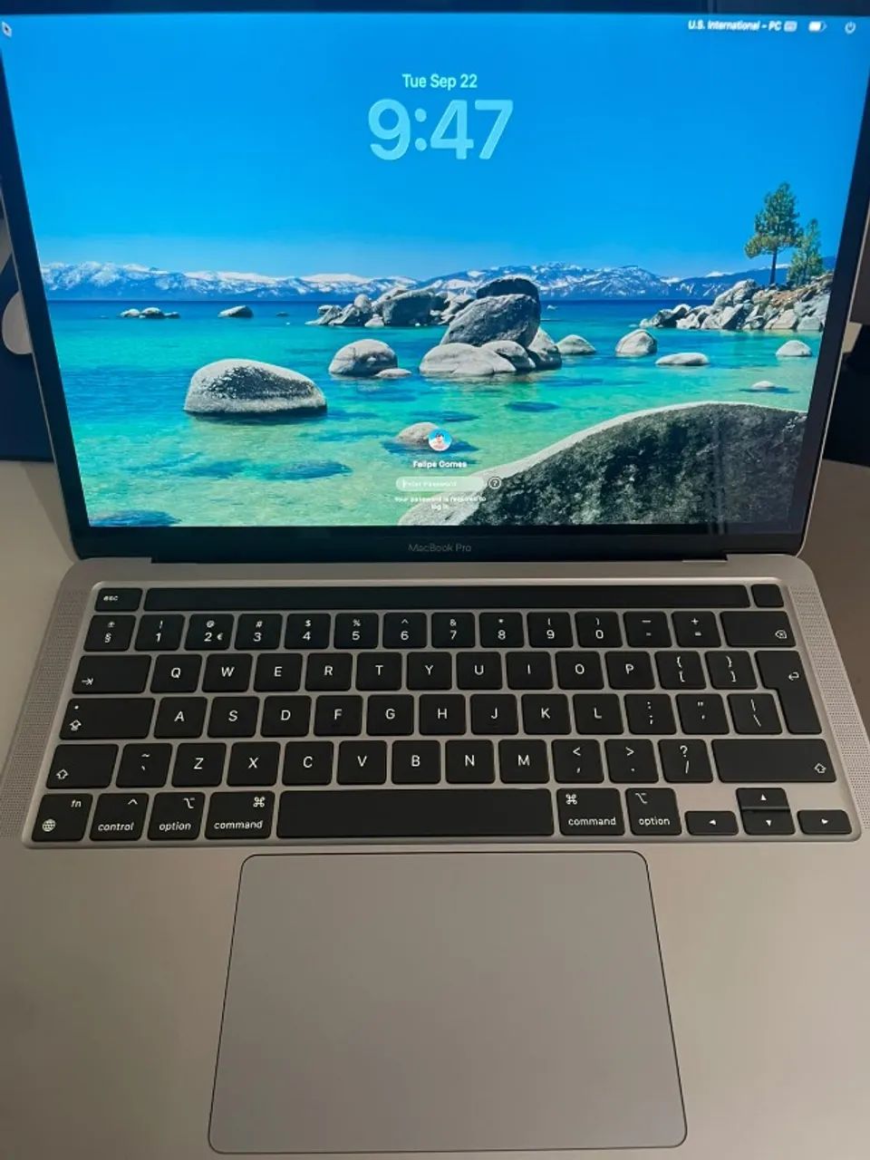 MacBook Pro 13" Apple M1 (2020) 8GB RAM / 256GB