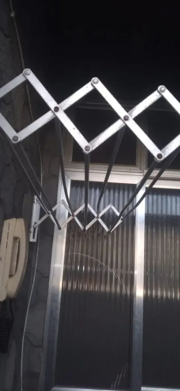 Casa Duplex com 3 Quartos, 2 Suítes, Varanda e Churrasqueira em Rua Fechada - Foto 4
