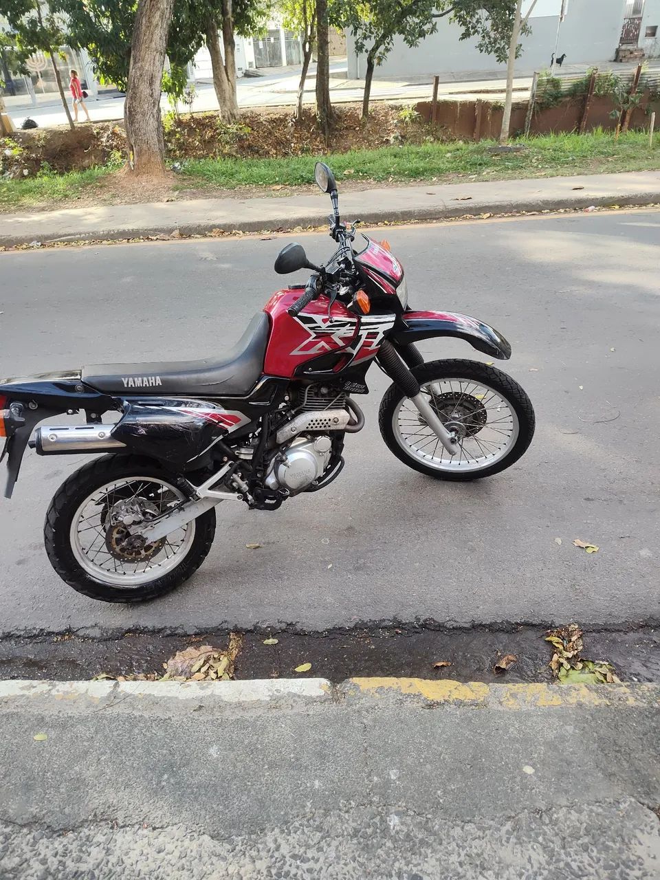 Xt 600 - Foto 2