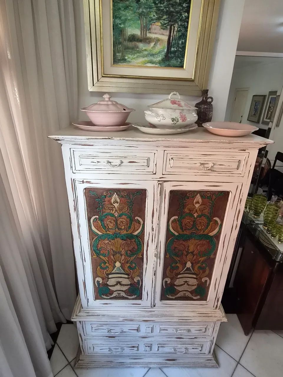 CRISTALEIRA COLONIAL