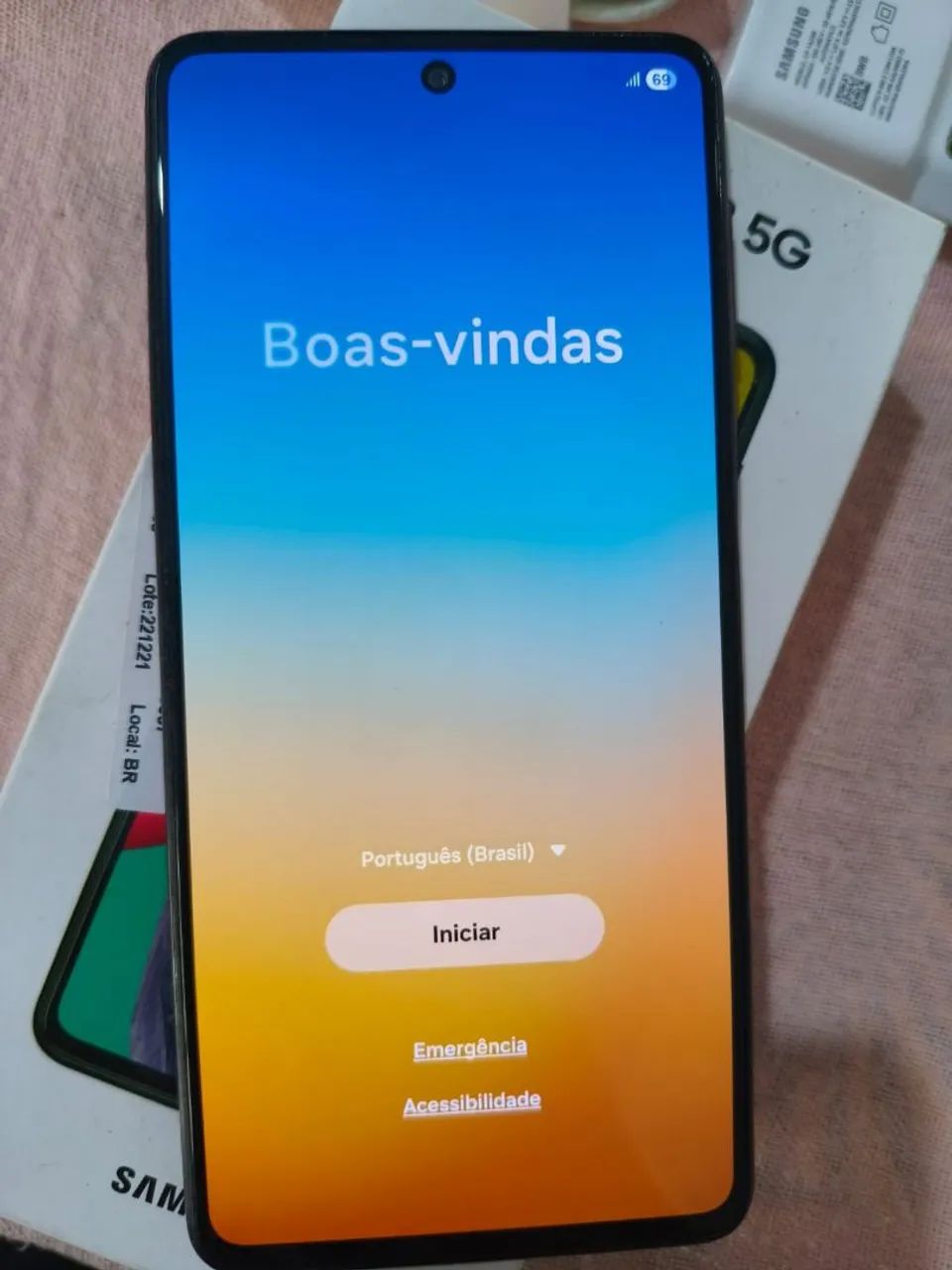 Vende-se 2 Samsung M53 Marrom e Azul 600,00 CADA! ACEITO PROPOSTAS E NÃO TROCA; - Foto 2