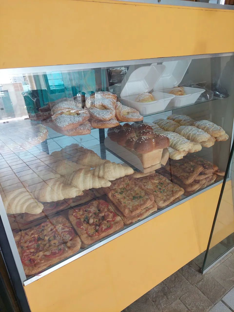 Balcão para pãos é Salgados  - Foto 3