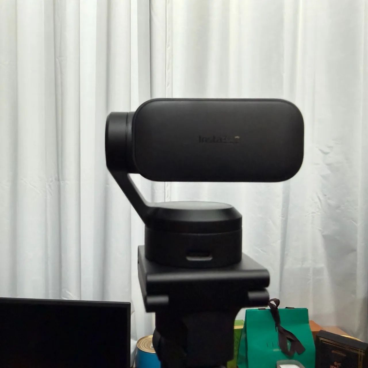 Câmera Webcam Insta 360 Link 2 Pro Com IA + Brinde - Foto 3