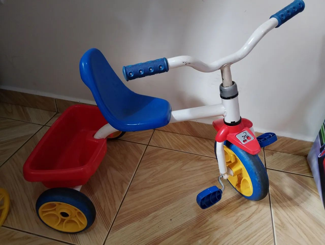 Triciclo infantil 