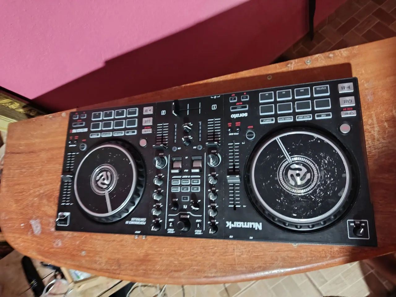 Vendo controladora numark  - Foto 3