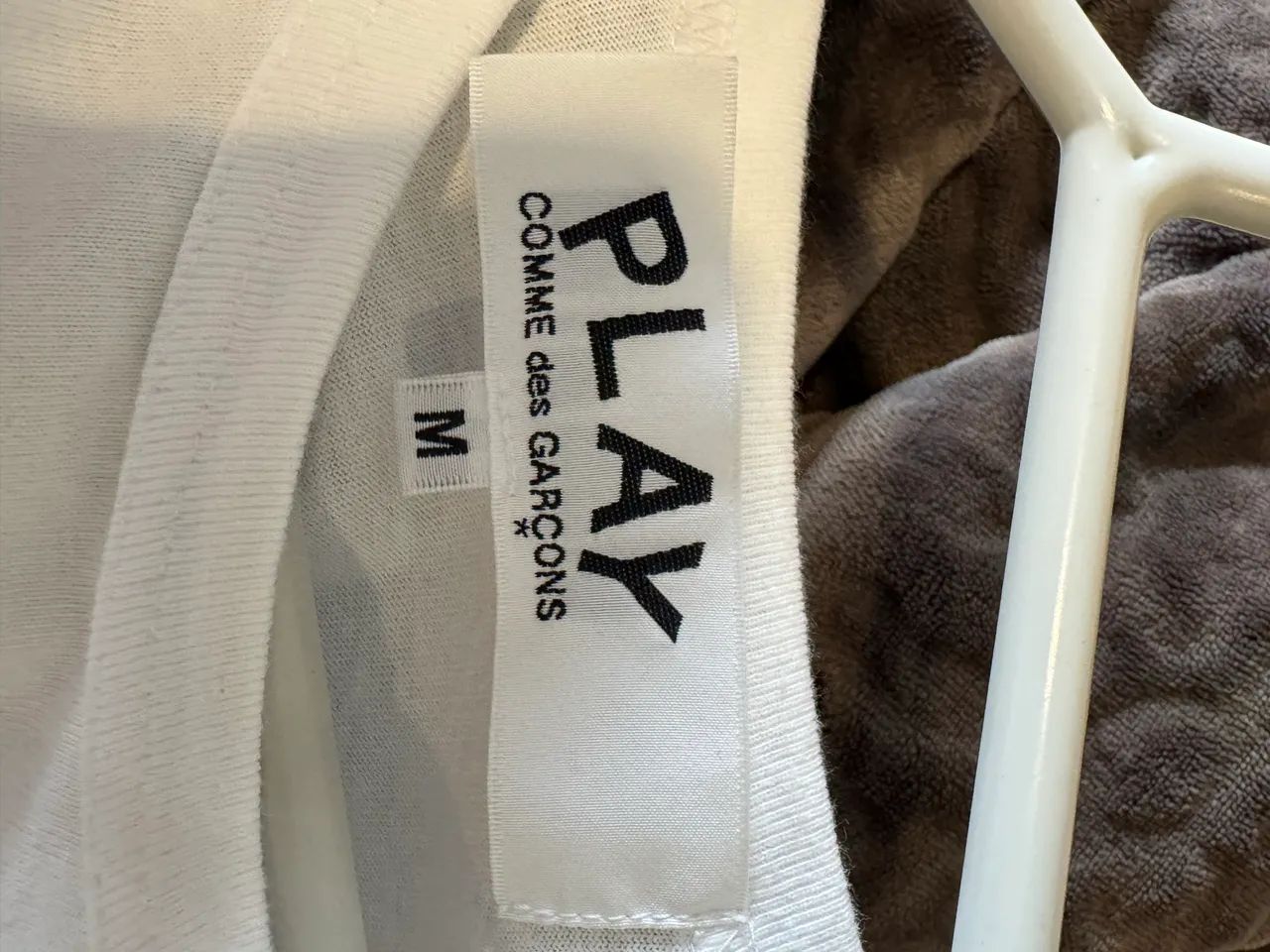 Camiseta CDG - Foto 2