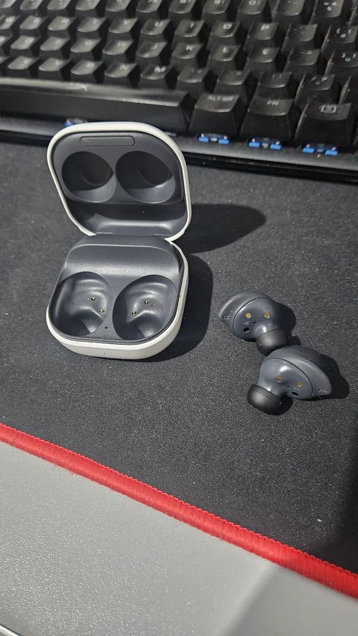 fone de ouvido buds fe