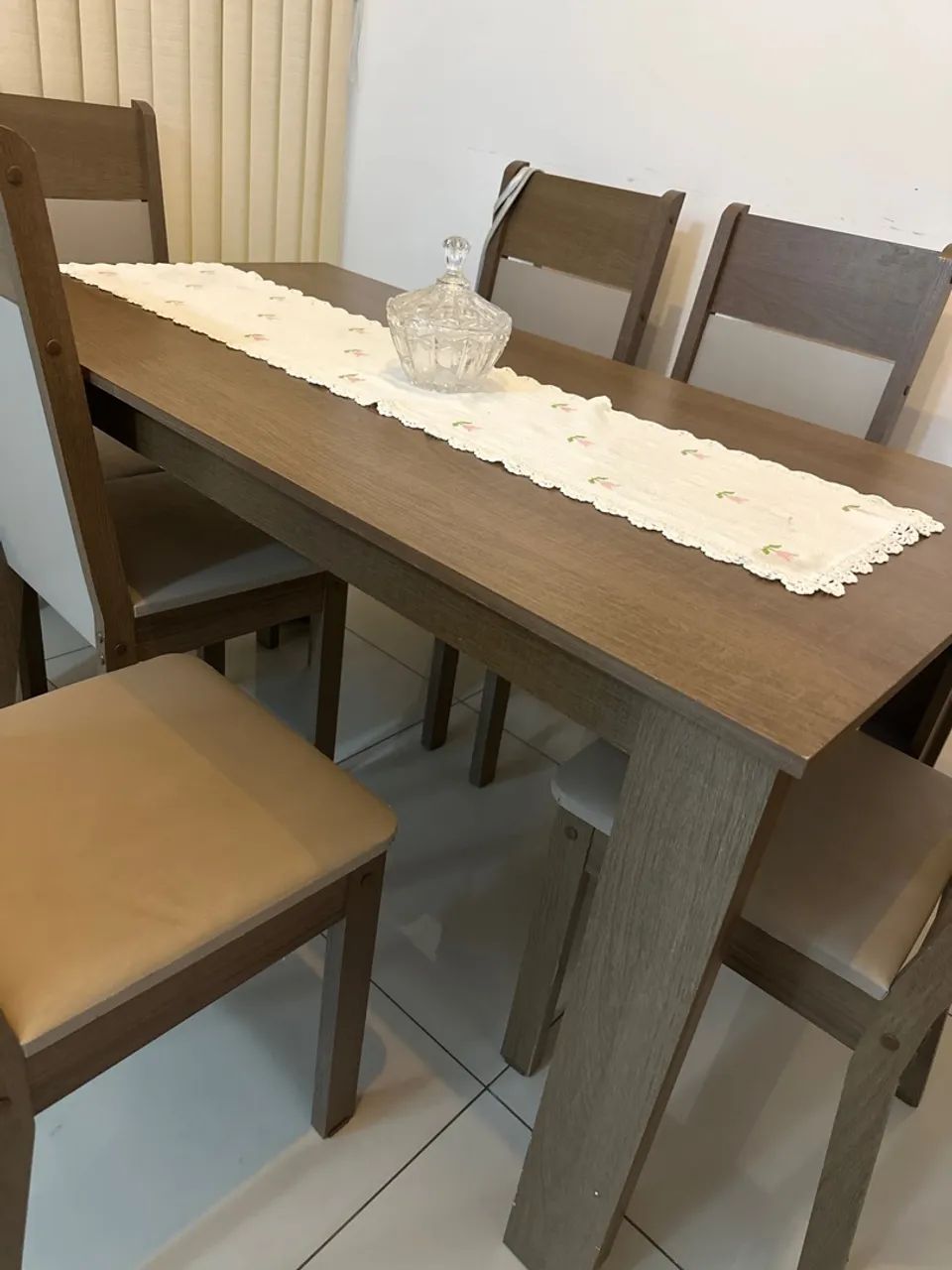 Mesa 6 lugares com cadeiras  - Foto 5