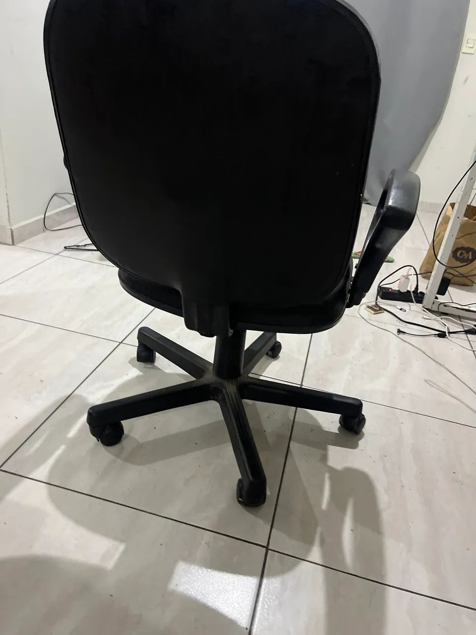 Cadeira de escritório de couro  - Foto 2