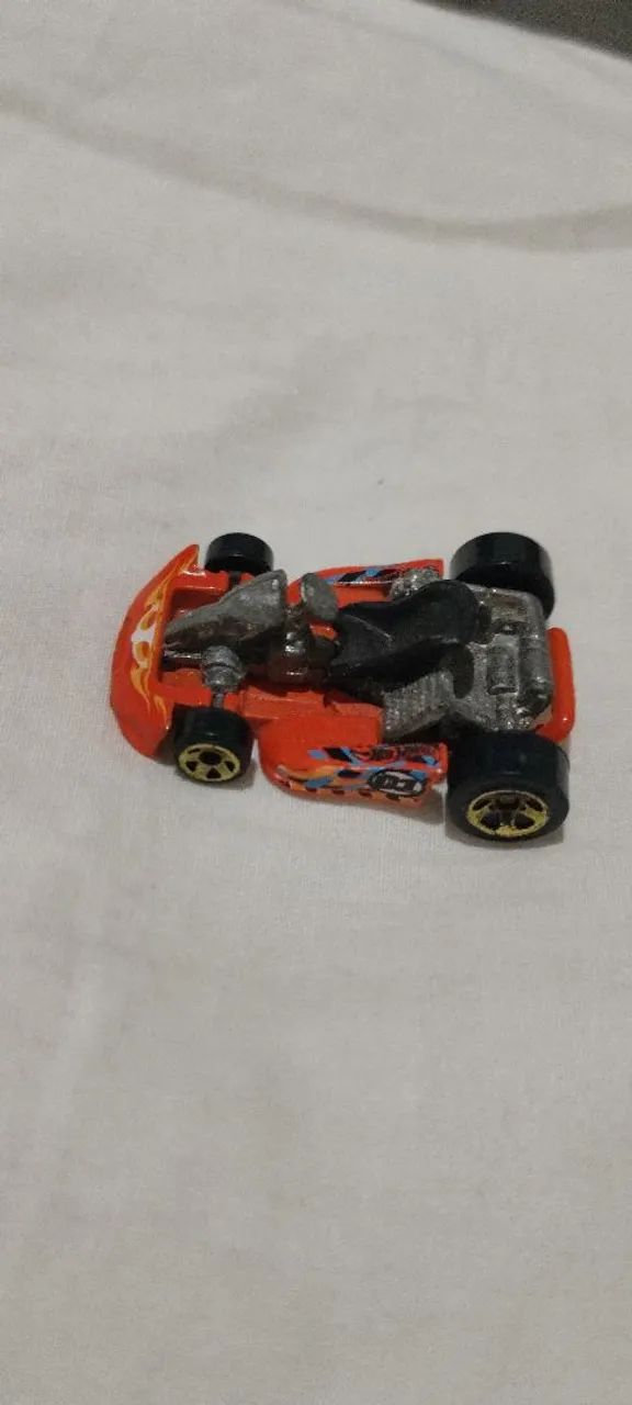 Hot Wheels 3 Unidades  - Foto 5