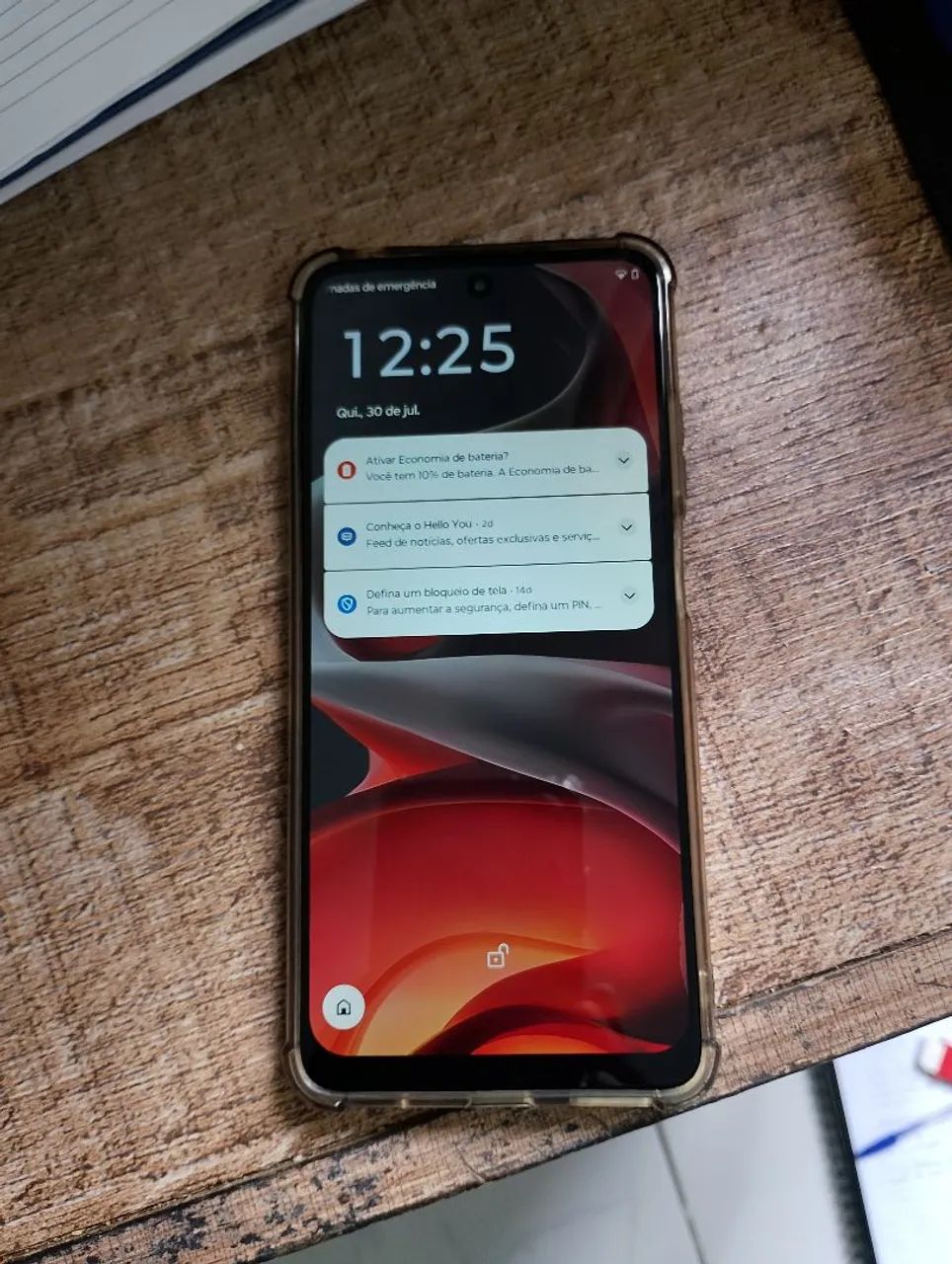 Aparelho em excelente estado, apenas colocar chip e utilizá-lo. Aparelho com carregador. 