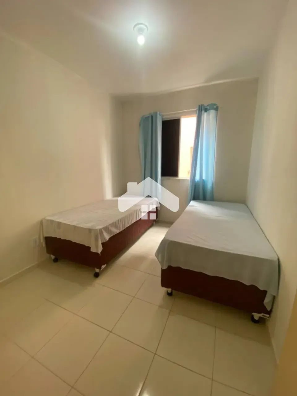 Apartamento mobiliado no Vivendas Tropical, 2/4, 1 banheiro, 1 vaga (Cond. Incluso) - São  - Foto 3