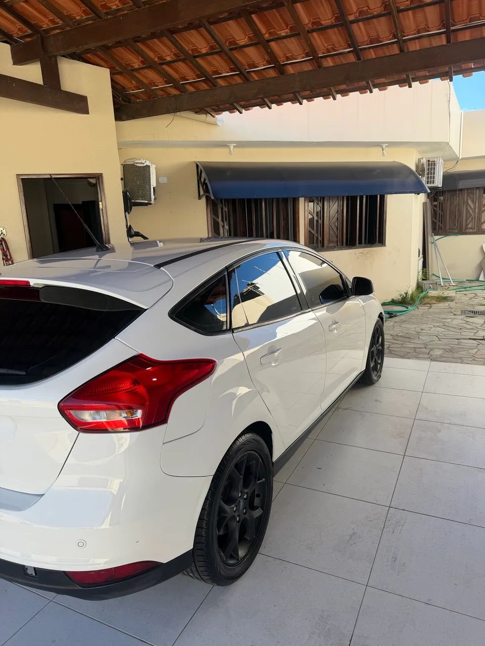 Ford Focus 2.0 16v/se/se Plus Flex 5P Aut. 2017 - Foto 3
