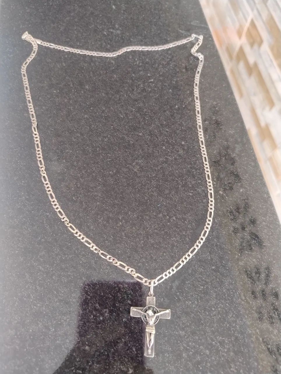 Cordão de prata com pingente crucifixo  - Foto 2