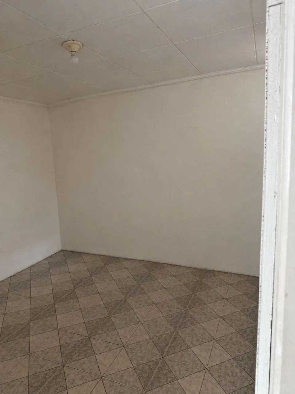 ALUGO KITNET 1 QUARTO PRÓXIMO AO IFS  - Foto 4