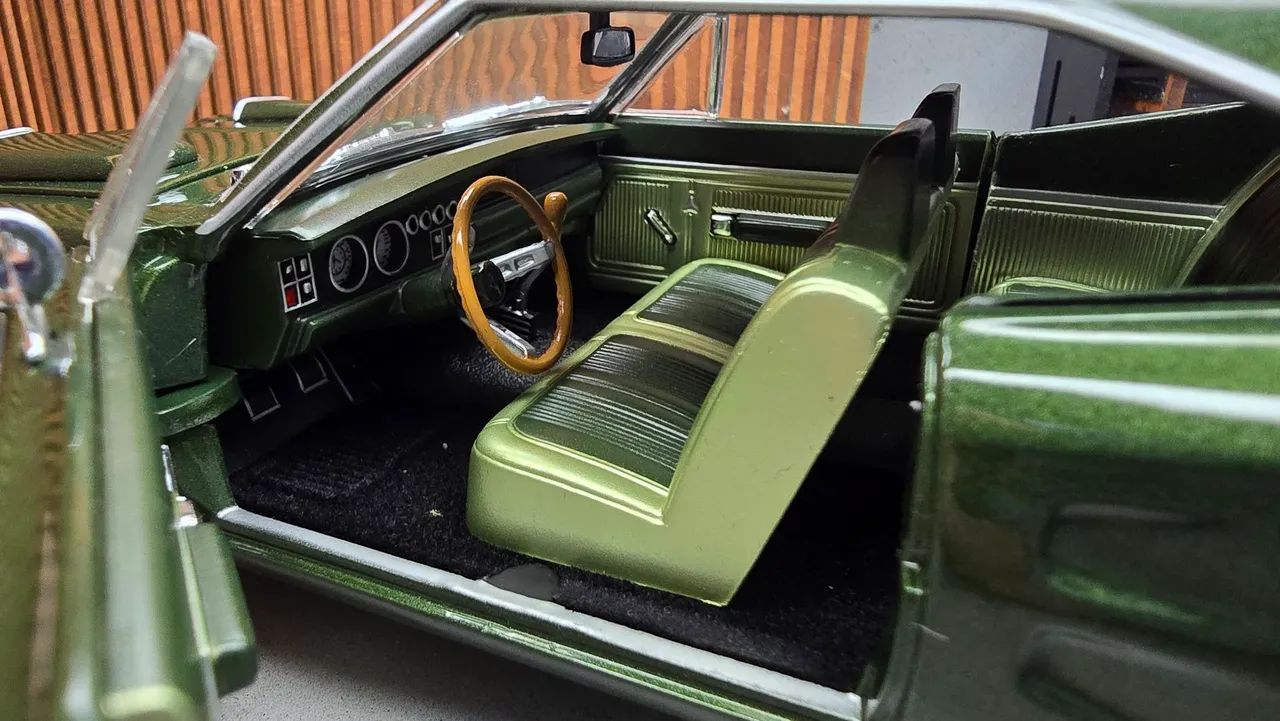 Miniatura Dodge Super Bee Autoworld 1/18 - Foto 4