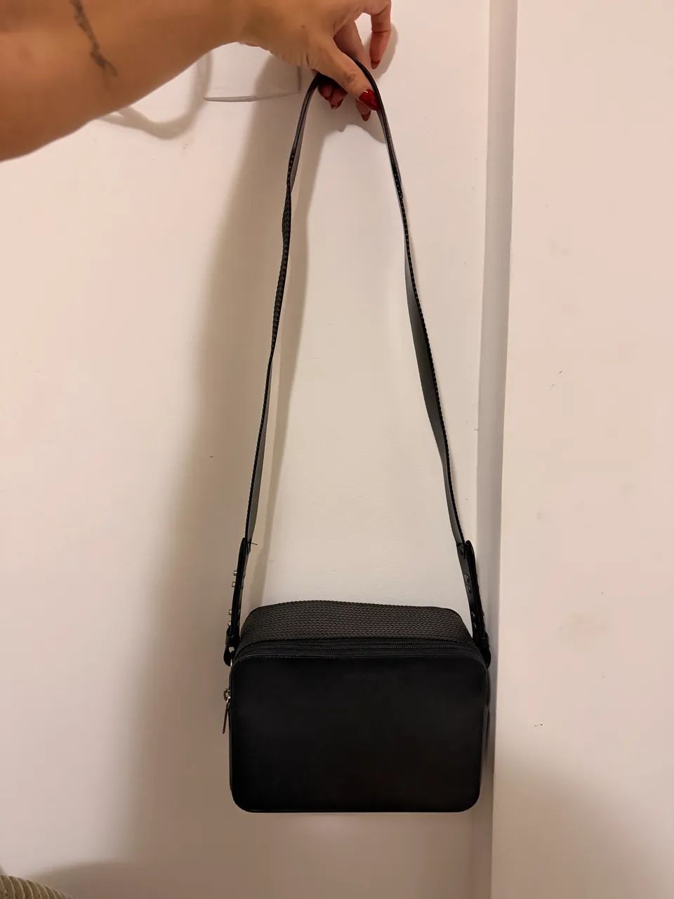 Bolsa Transversal Anacapri Preta