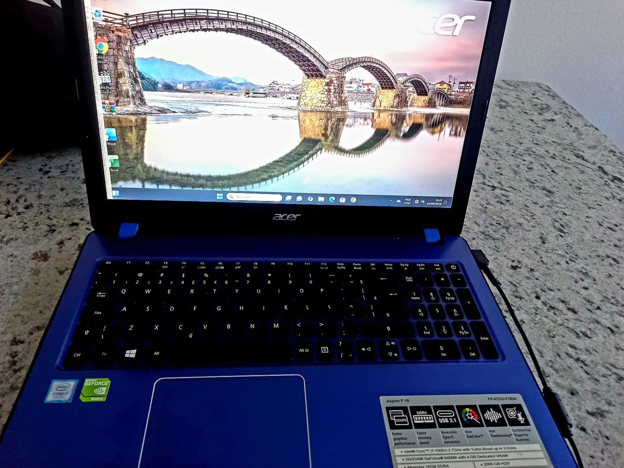 Laptop Acer-Aspire F15