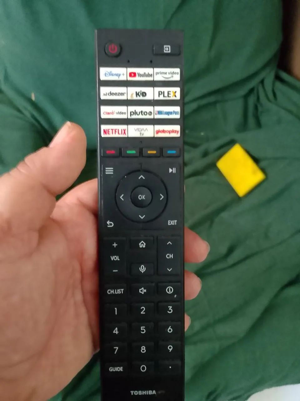 Vendo TV smart Toshiba 32 polegadas semi nova - Foto 2