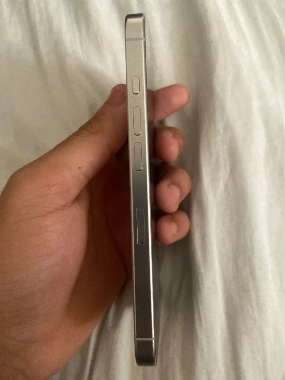 iPhone 16 pro defeito vendo ou troco - Foto 3