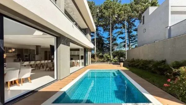 Casa de Alto Padrão em Condomínio Fechado Locação - Sem Fiador