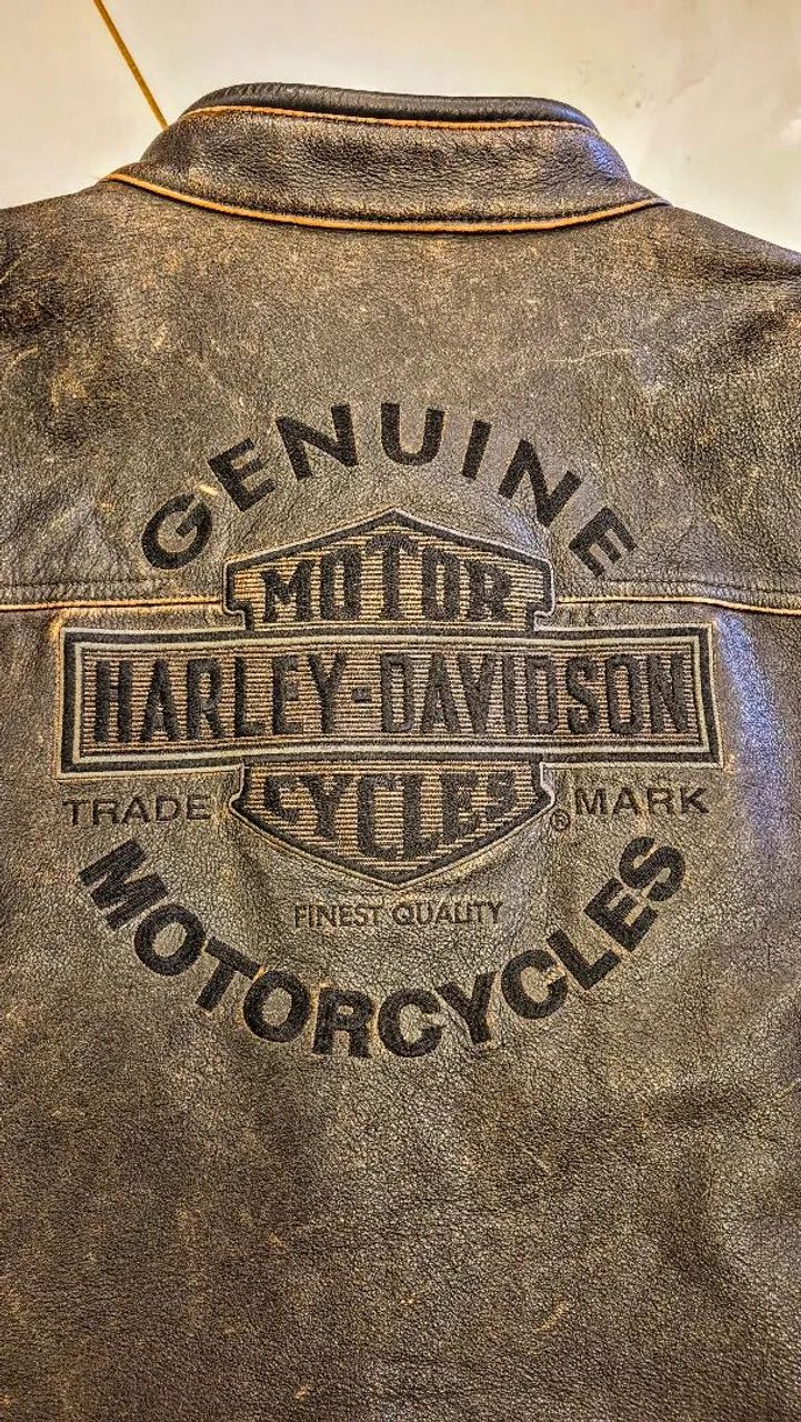 Vendo jaqueta cuoro Harley Davidson XL  - Foto 4