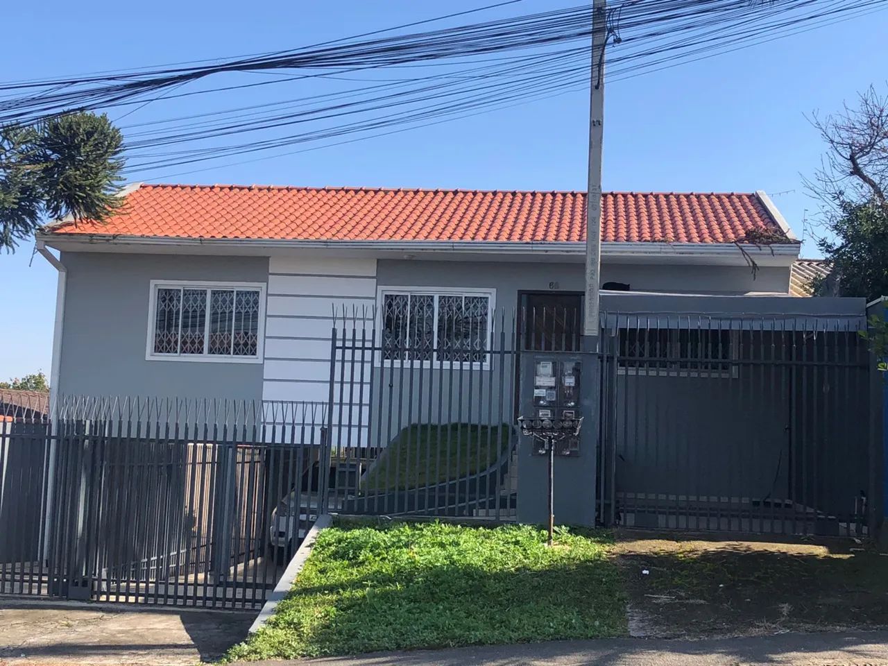 Casa Sobrado para Aluguel no Maracanã Colombo