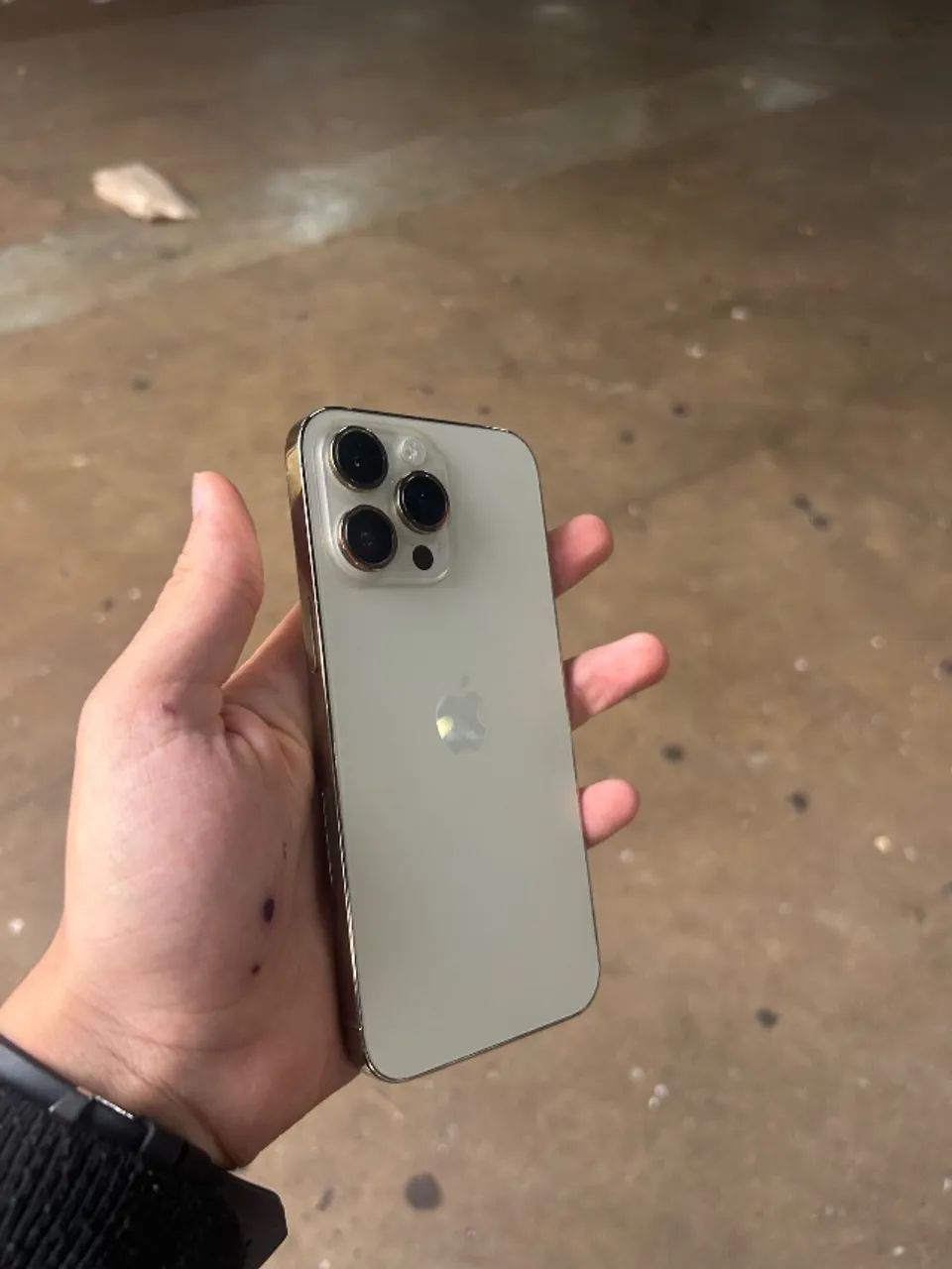 iPhone 14 PRO MAX - Foto 2