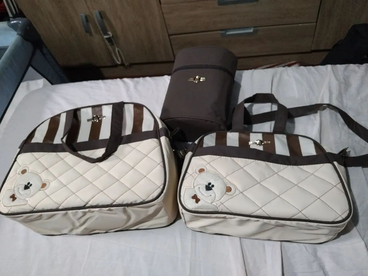 Kit bolsa de maternidade urso cor creme + marrom com 3 unidades  - Foto 2