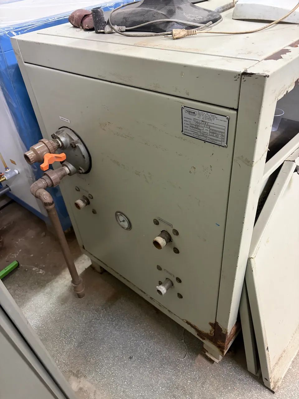 Chiller injetora de plástico 9.000 kcal - Foto 2