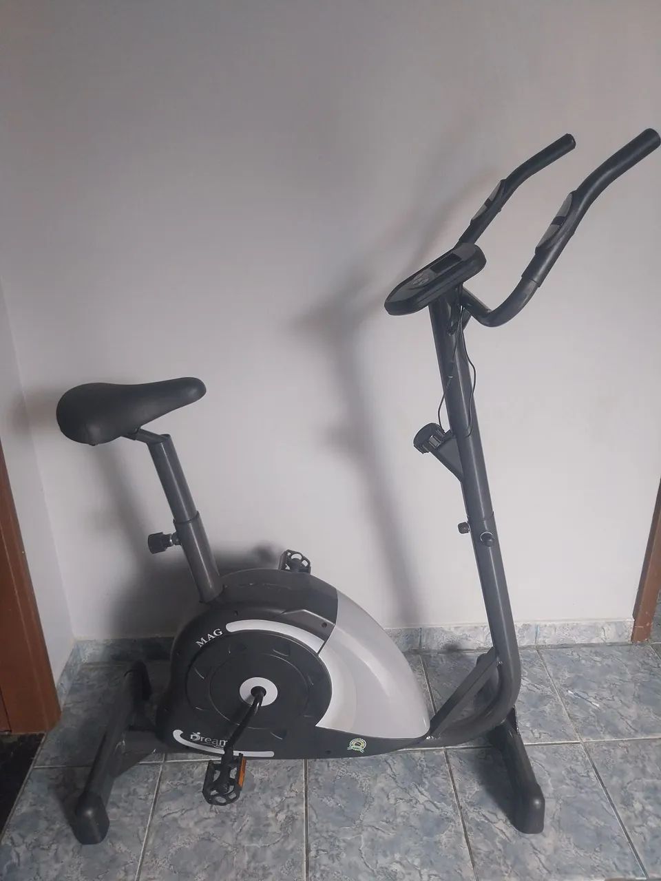 Vende-se bicicleta ergometrica