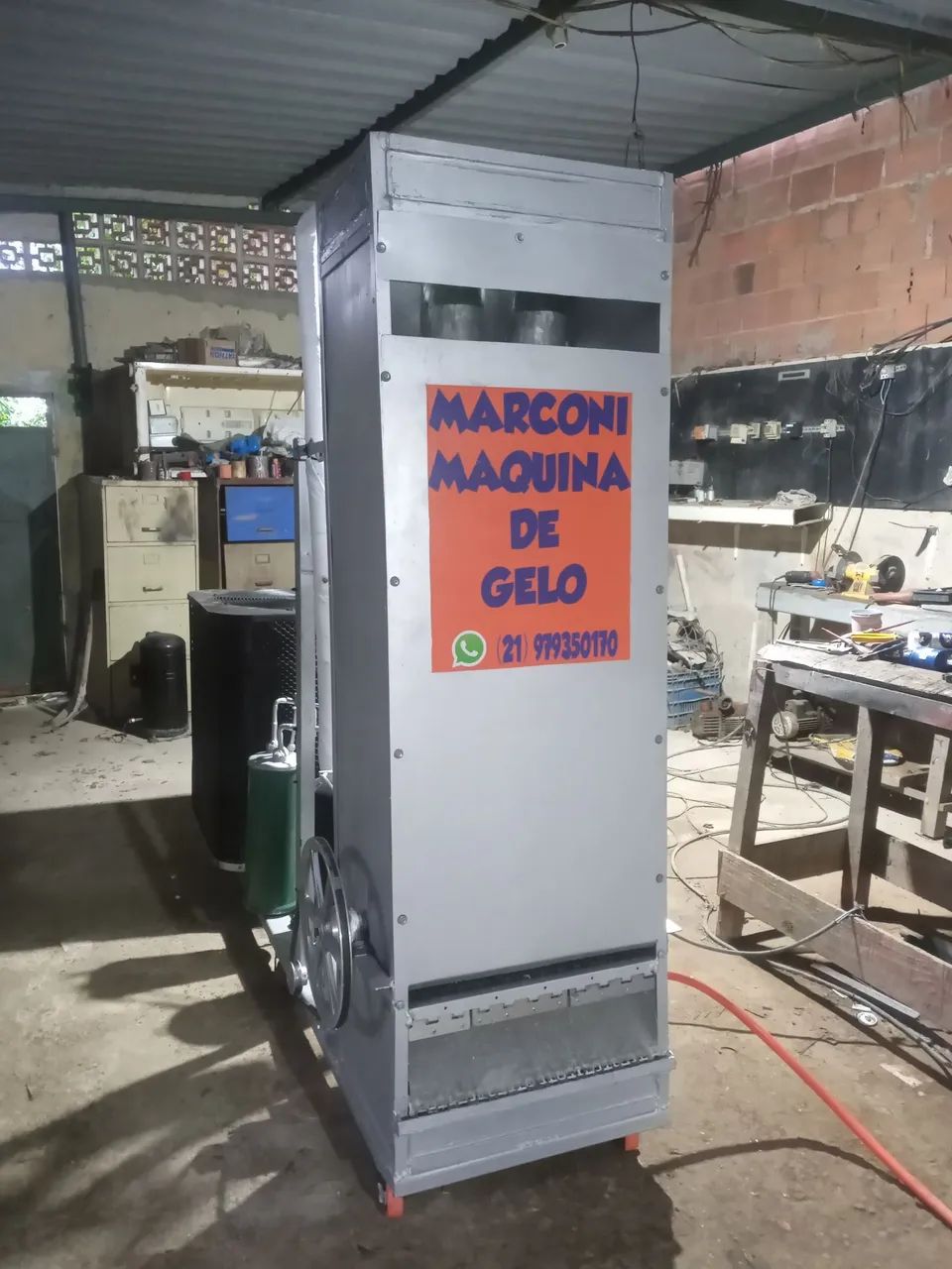 Maquina de gelo escama pronta entrega  * 