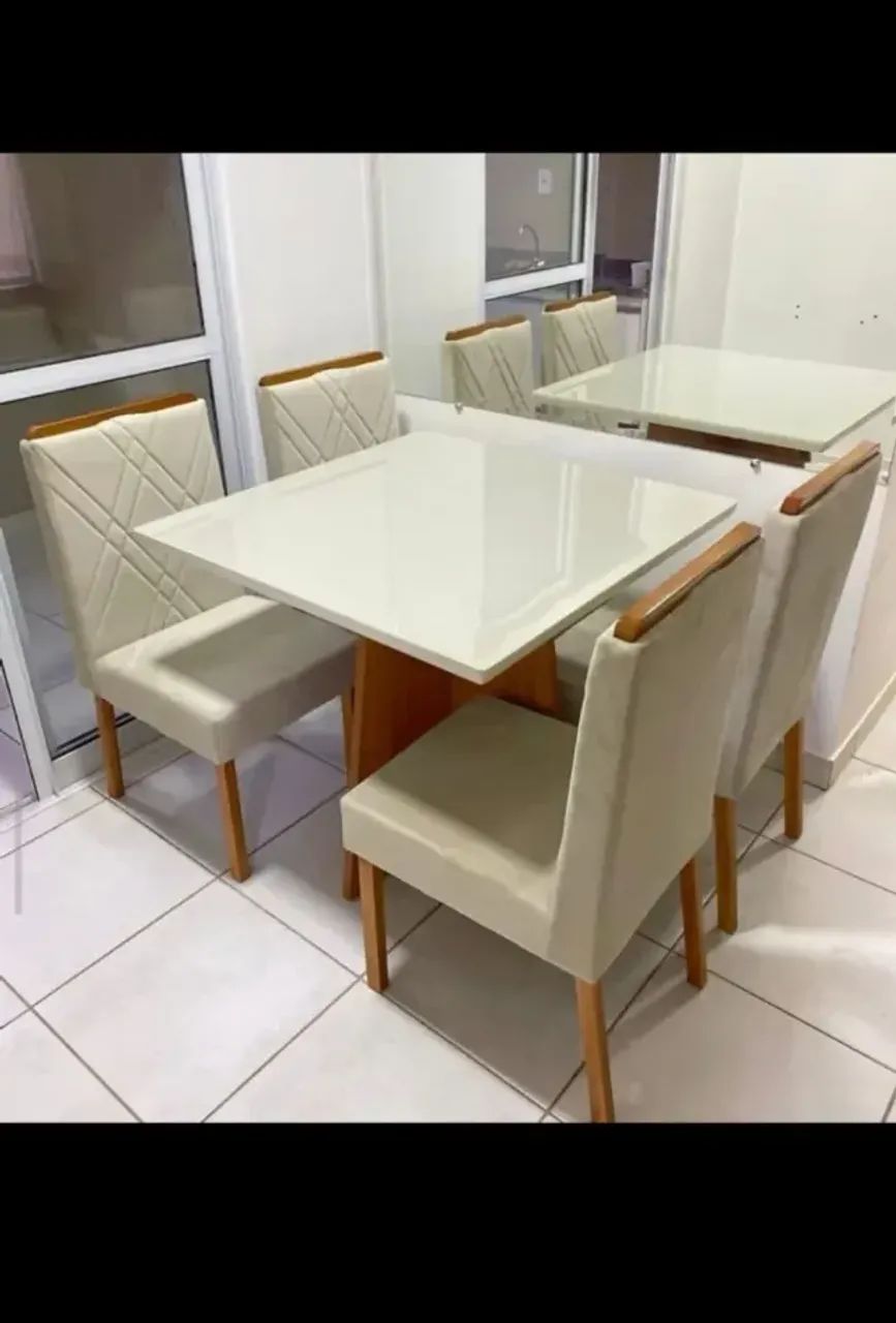 Mesa de Jantar 90x90 Com 4 Cadeiras