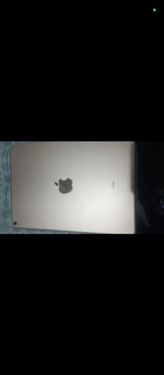 Vendo um iPad versao 9