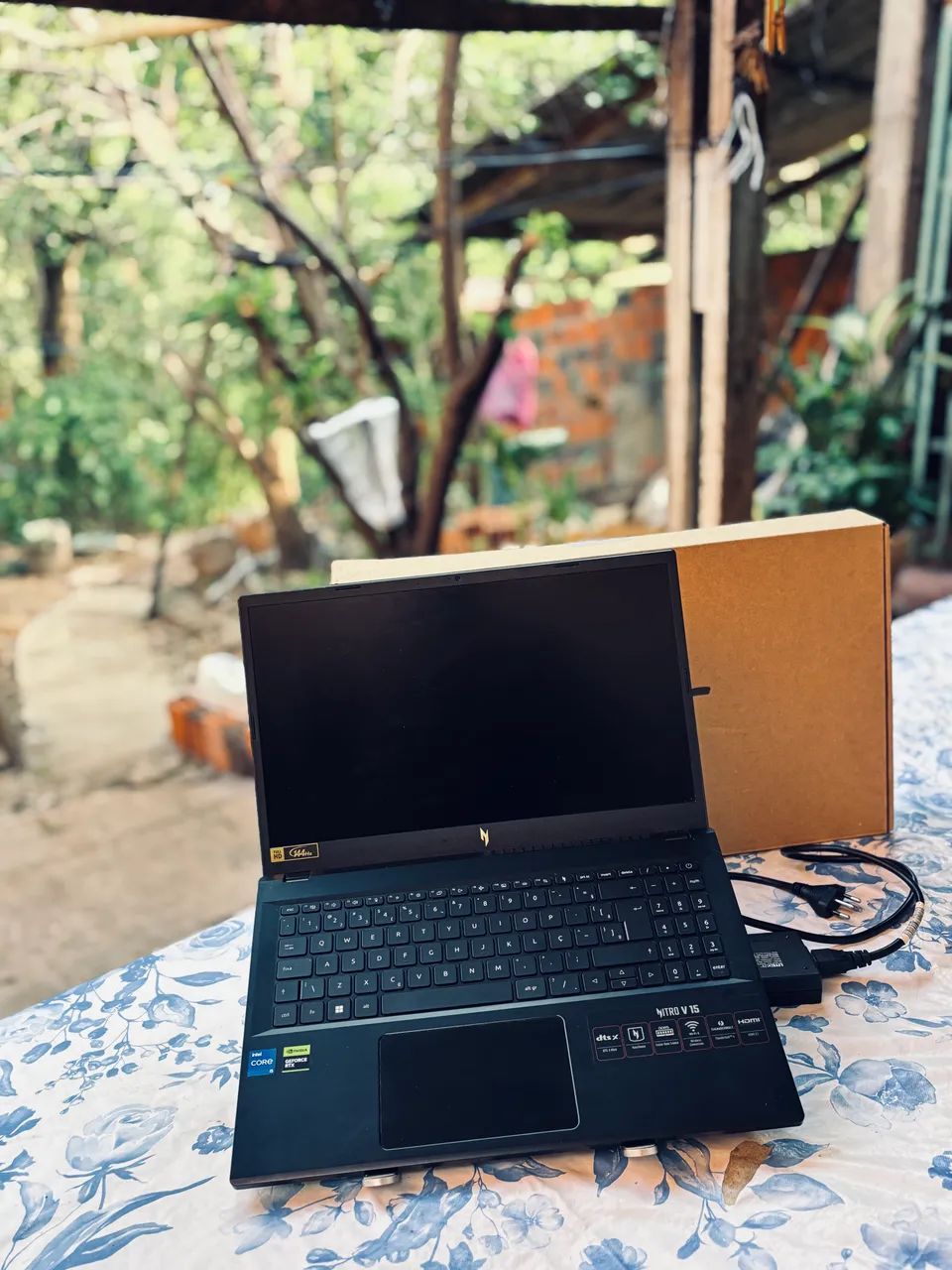Acer Nitro V15 - Foto 5