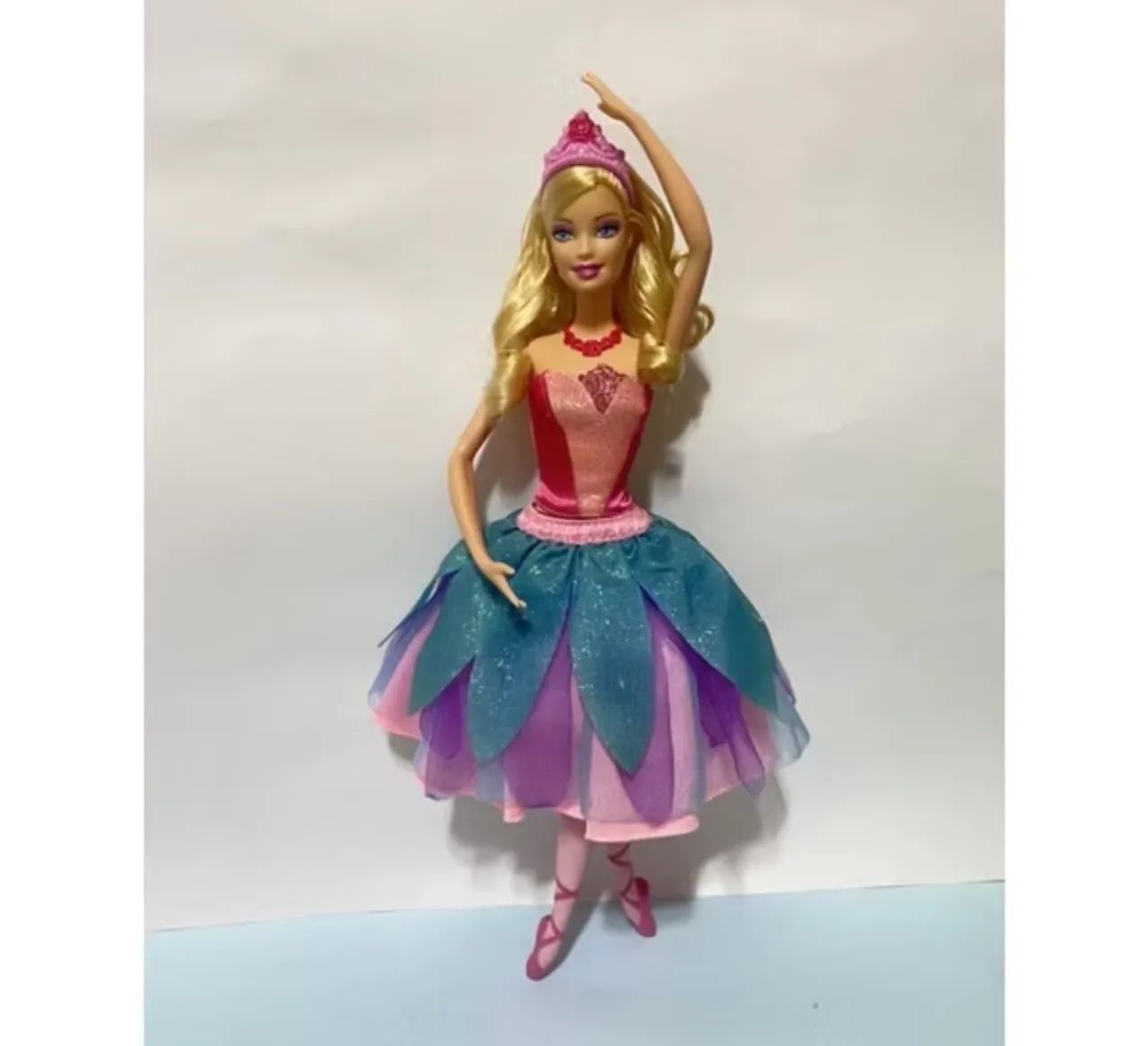 Barbie sapatilhas mágicas  - Foto 2