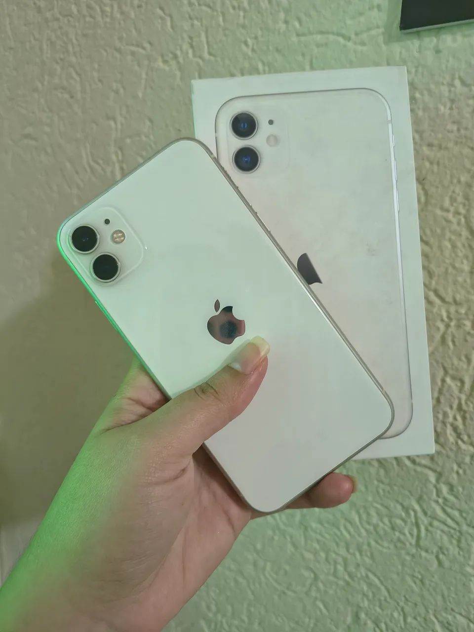 VENDO IPHONE 11 64GB