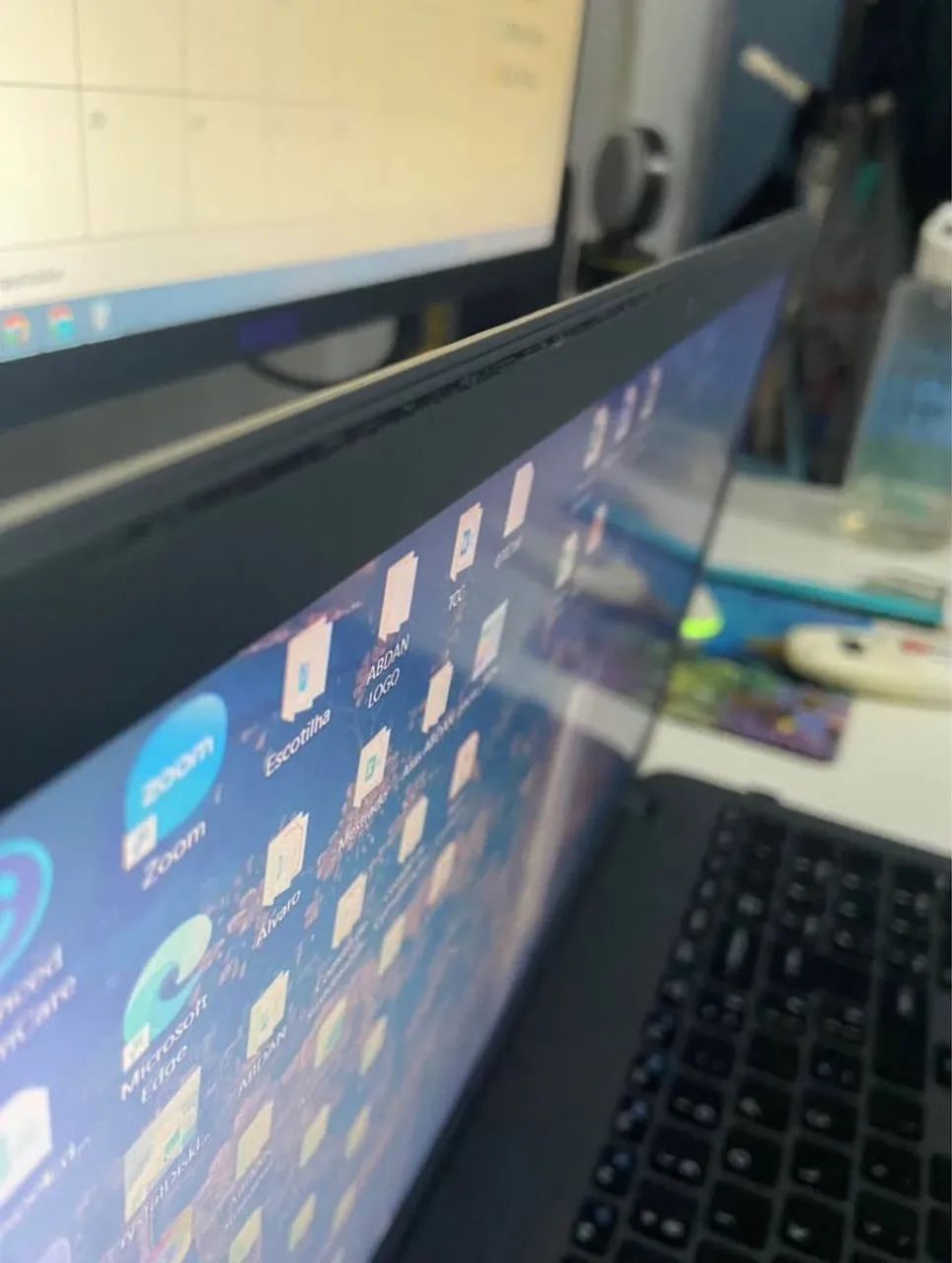 Notebook Samsung Essentials E30