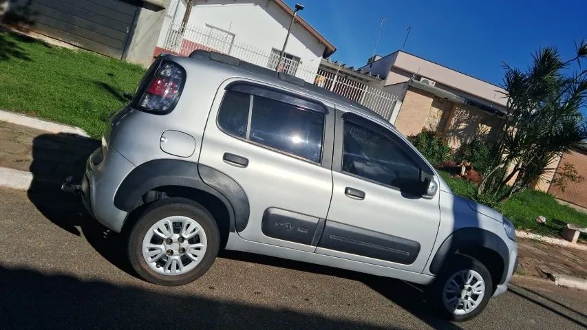 Fiat Uno WAY 1.0 Flex 6V 5P 2017 - Foto 2
