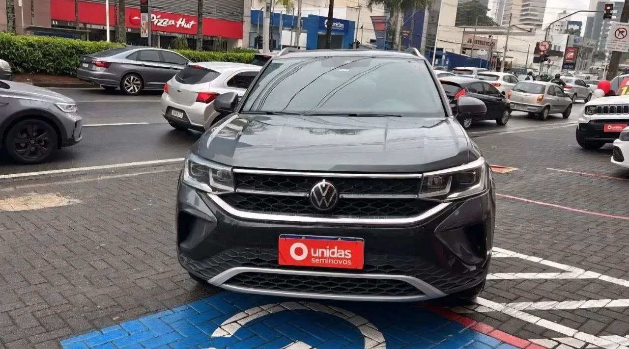 Volkswagen Taos 2025