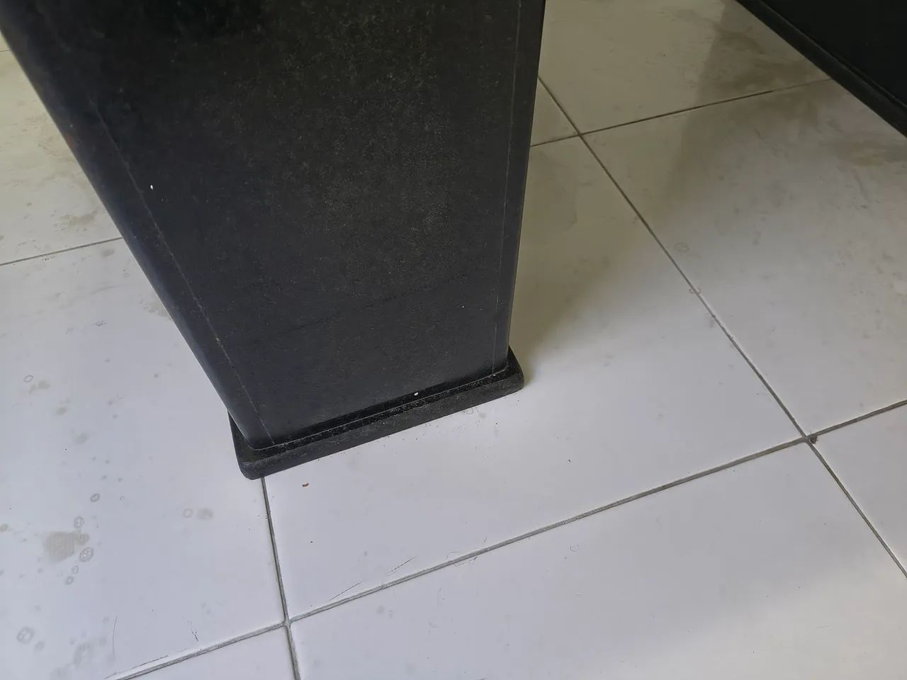 Mesa de escritório em mármore preto - Foto 5