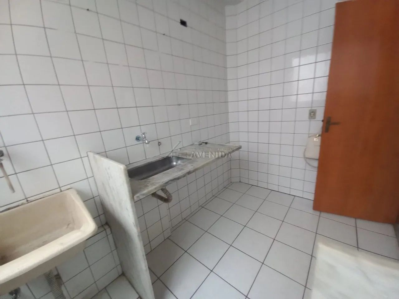 Apartamento para Locação no Edifício Lancaster em Londrina-Pr - Foto 3
