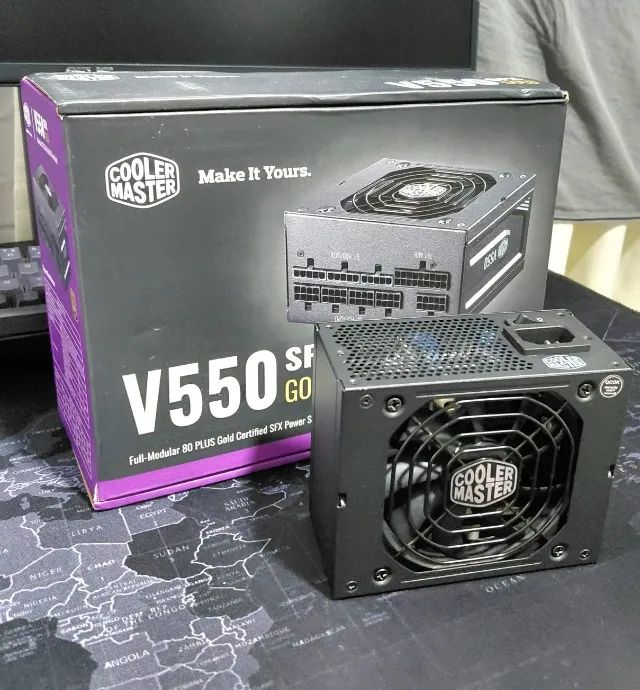 Fonte SFX Cooler Master 550W 80 Plus Gold Full Modular