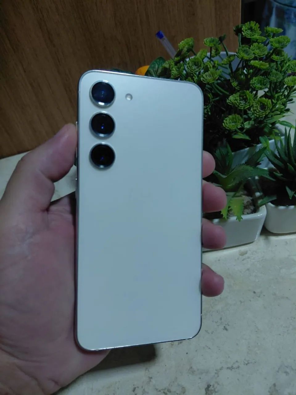 SAMSUNG GALAXY S23 