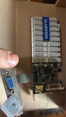 Placa de vídeo GT210 - Foto 2