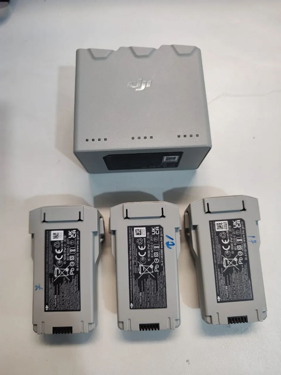 Kit 3 baterias com carregador Drone DJI mini 4 pro e mini 3 pro - Foto 3